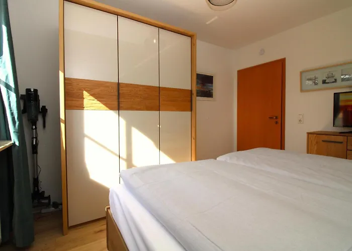 Appartementhaus Seewind 4 *