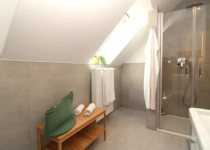 Appartementhaus Seewind 4 *